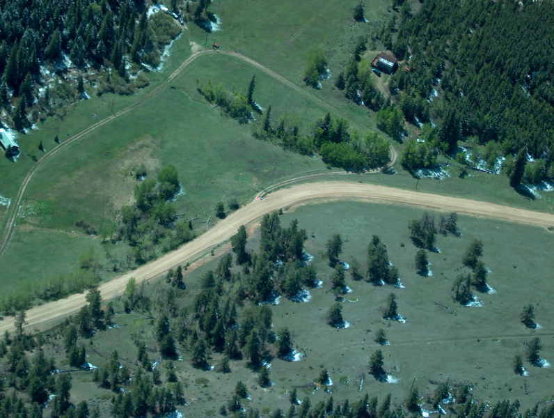 mission CO 03-003_panel at road intersection