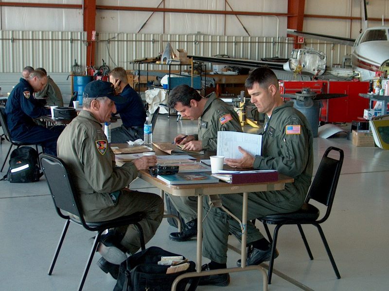 Ken_briefs_with_Stephen_and_Sean