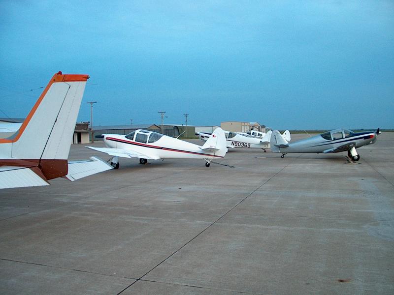 hi-res 366-hays_globe_swifts.jpg