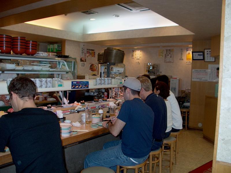 mmmmm mawari-zushi - sushi on a conveyer belt!