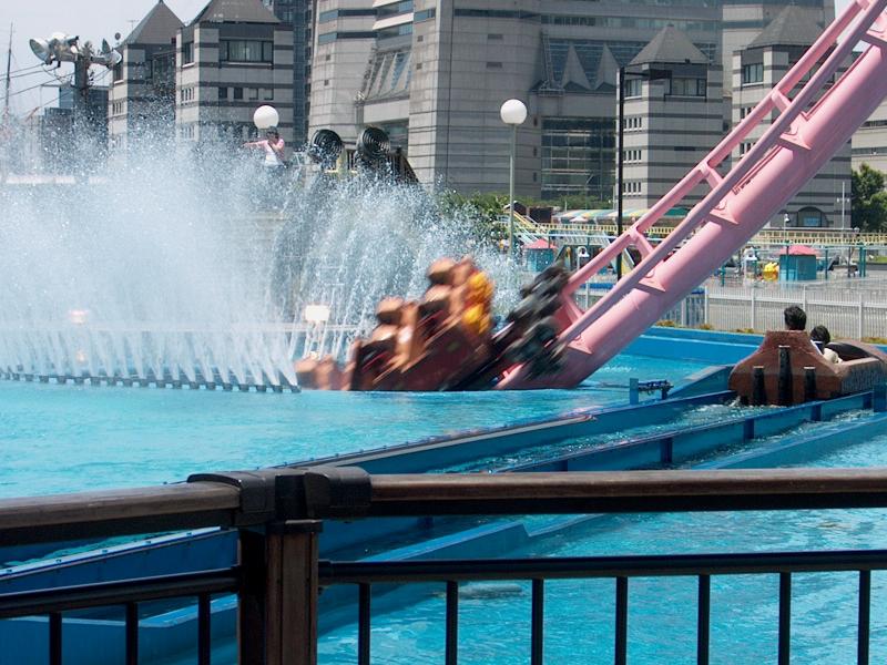 The coaster in motion 